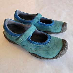 Keen Women's Shoes - Sz 9.5